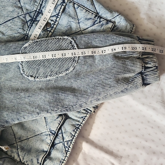Vintage Havana Quilted Washed/Acid Blue Denim Boxy Jacket sz M - Picture 10 of 10